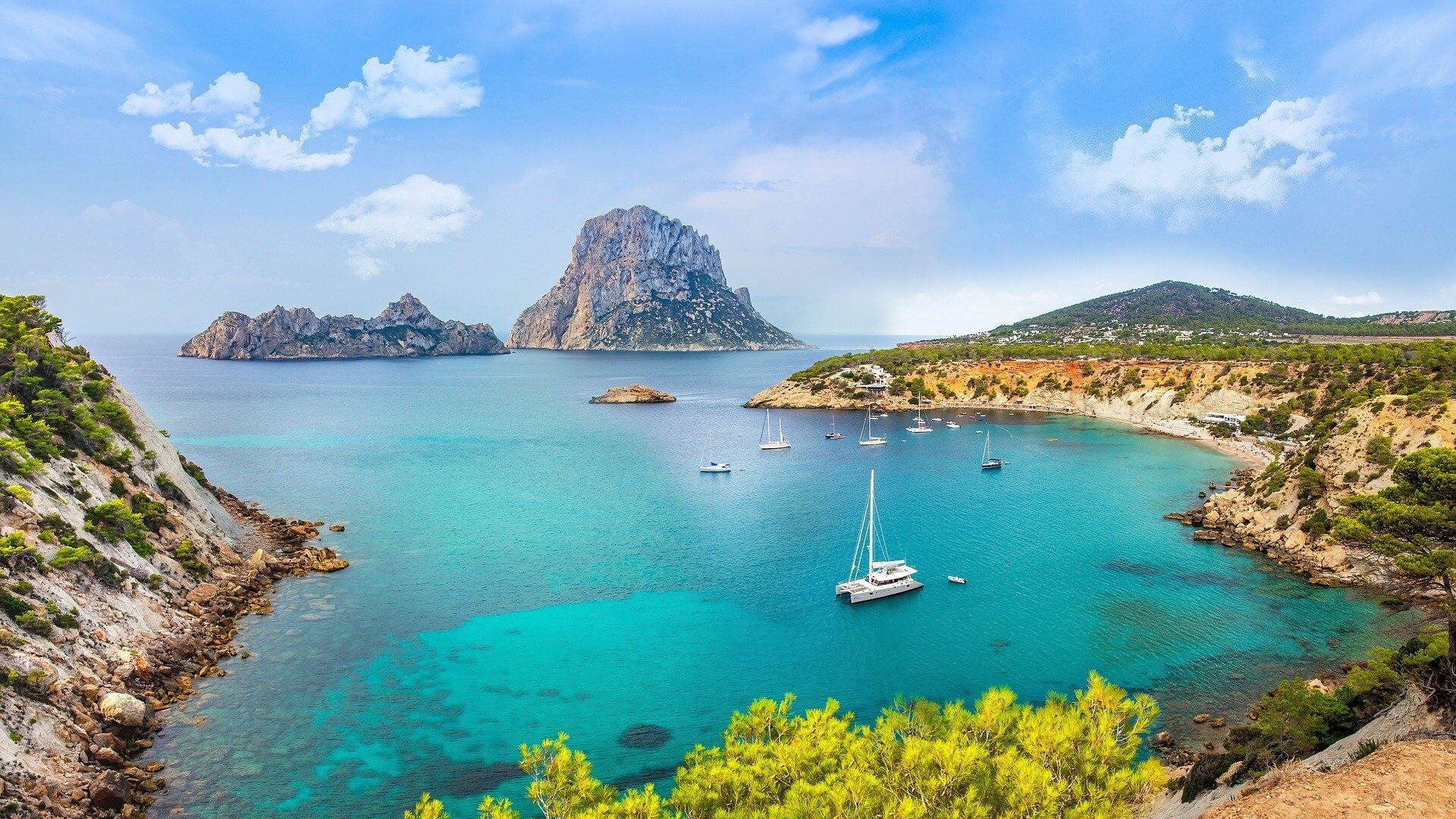 Ibzza Check out IBIZA (@ibiza) on Linkme