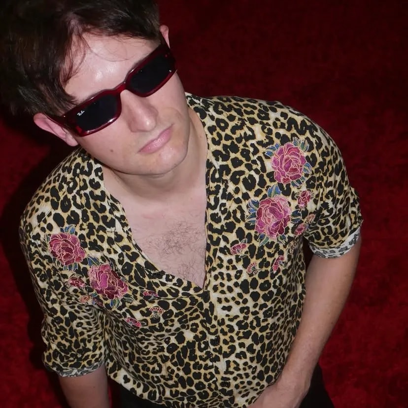 Check out Solid Pleasure (@solidpleasure) on Linkme