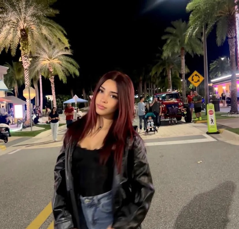 Check out melanie (@melaniiexv7) on Linkme