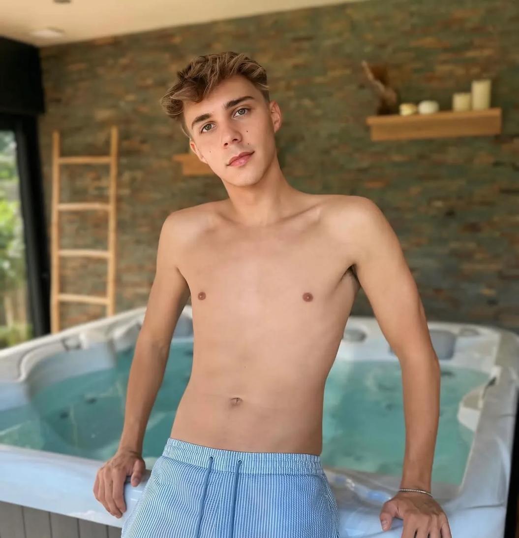 Tom