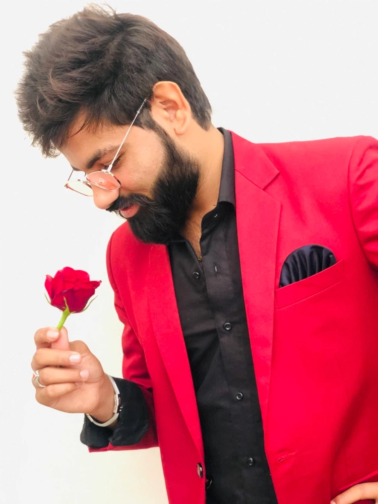 Alish Thoriya (@alishthoriya1616) on Linkme