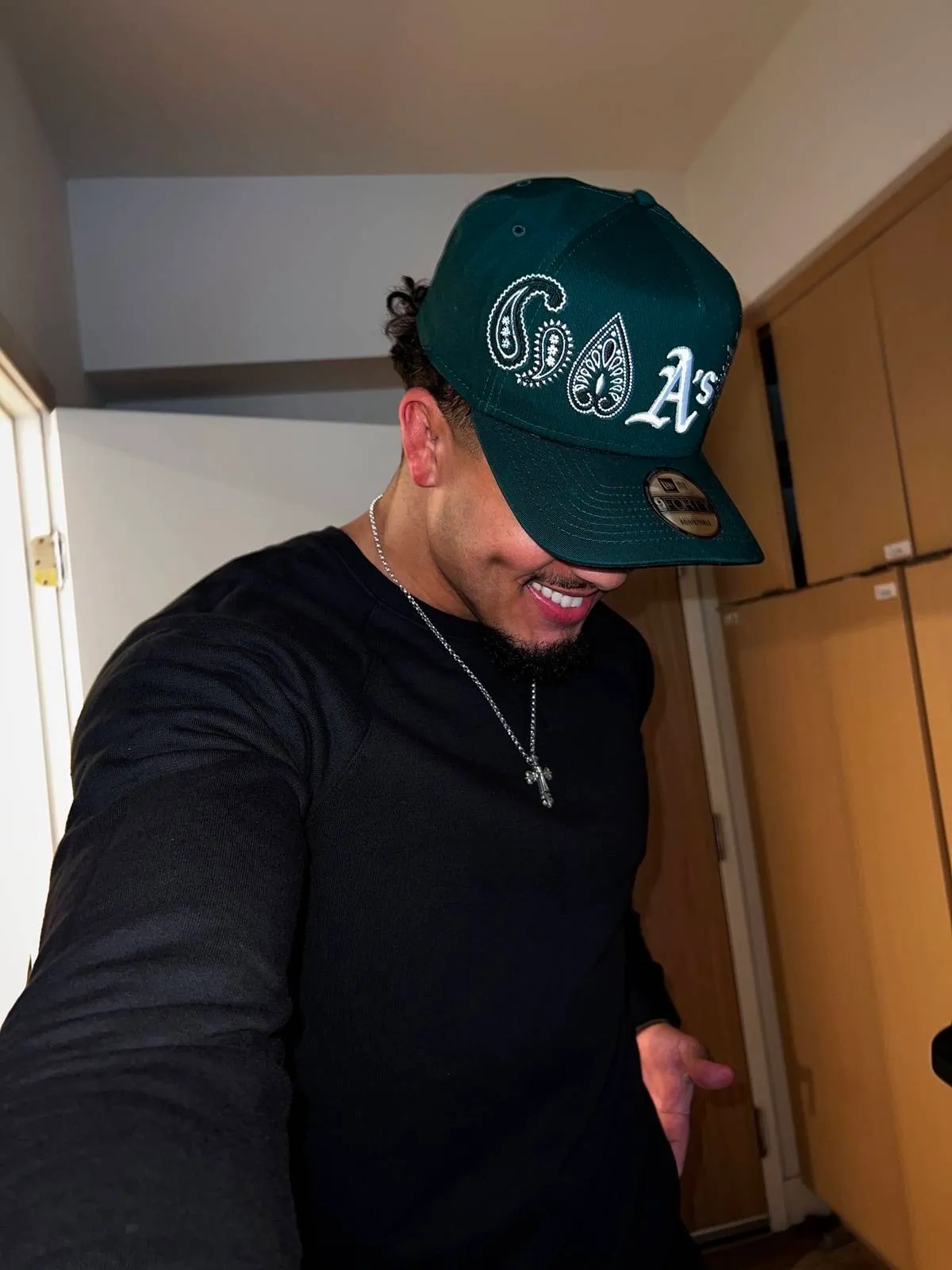 Check out Elijah Josue Perez (@elijahjosu3) on Linkme